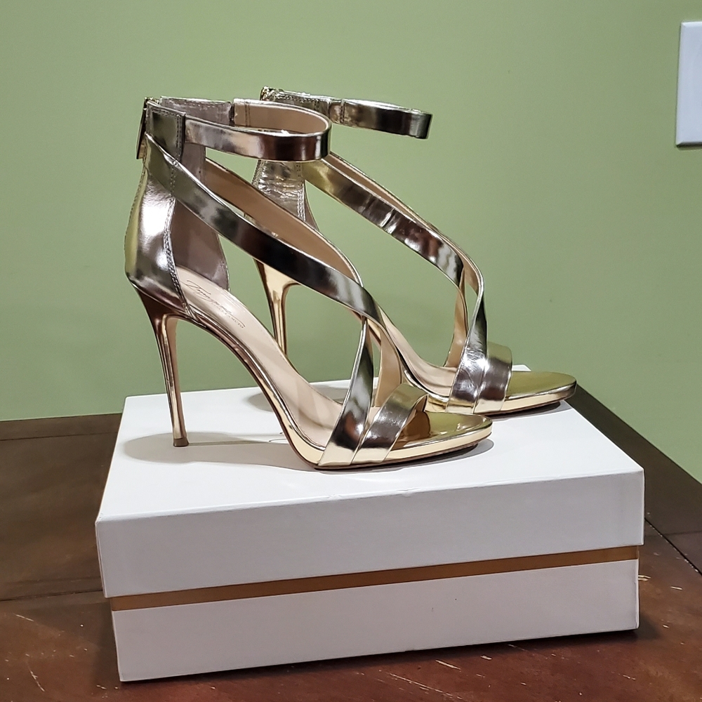 Vince Camuto Devin Sandal